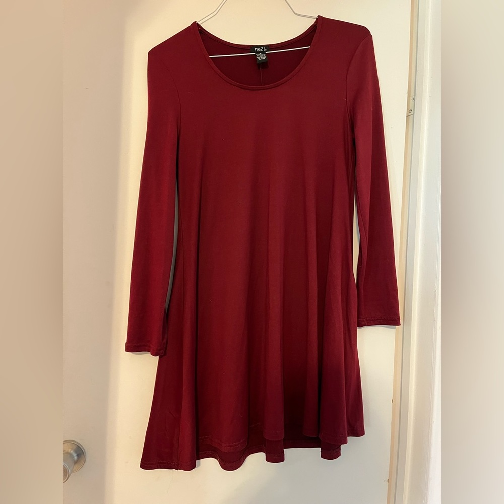 Maroon long sleeve dress